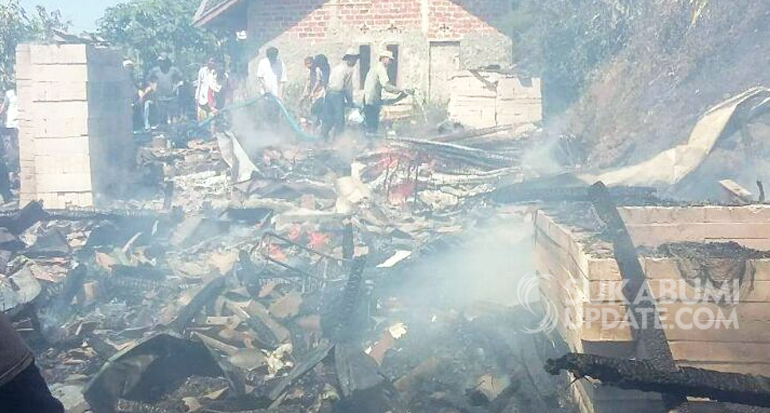 Rumah Milik Warga Desa Nangerang Sukabumi Terbakar
