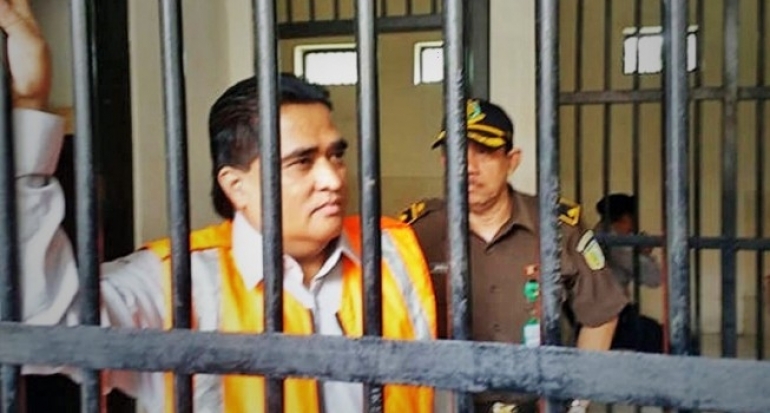 Dimas Kanjeng Taat Pribadi Sakit, Sidang Tuntutan Ditunda