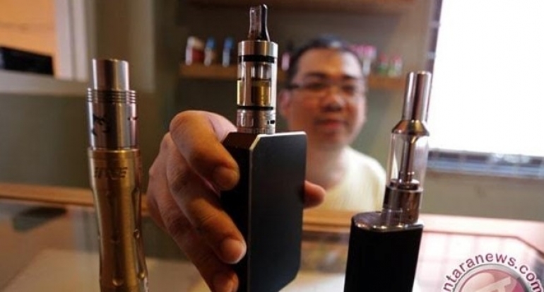 Negara Ini Larang Penjualan Rokok Elektronik Pada Anak