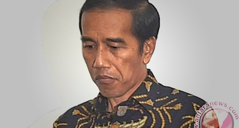 Pemerintah Bagikan Kartu Indonesia Pintar Kepada Anak Yatim