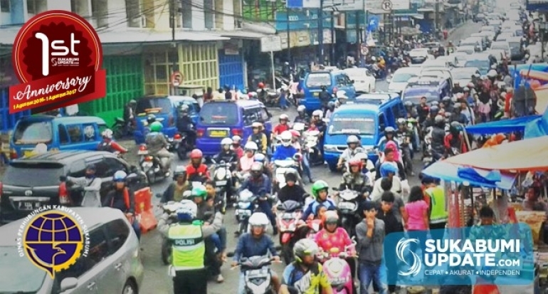Jalan Raya Siliwangi Cicurug, Kabupaten Sukabumi Padat Merayap