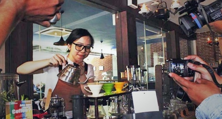 Evani Jesslyn Jadi Barista, dari Benci Sampai Cinta Mati Kopi