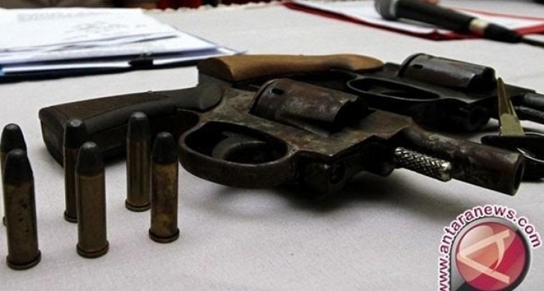 Ini Pistol Revolver Taurus Milik Perampok di Pondok Indah
