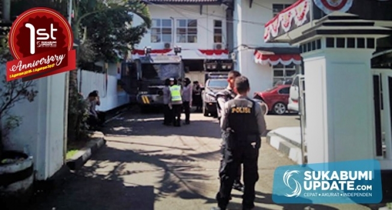 Jelang Aksi Unjuk Rasa Terkait JAI, Polisi Siaga di Gedung DPRD Kota Sukabumi
