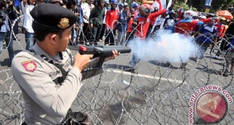 Kapolda Metro Bantah Perintah Tembak Pendemo