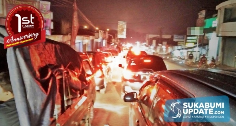 Info Lalin Rabu 28/6 Pukul 22.10 WIB, Cibadak Kabupaten Sukabumi Macet Total