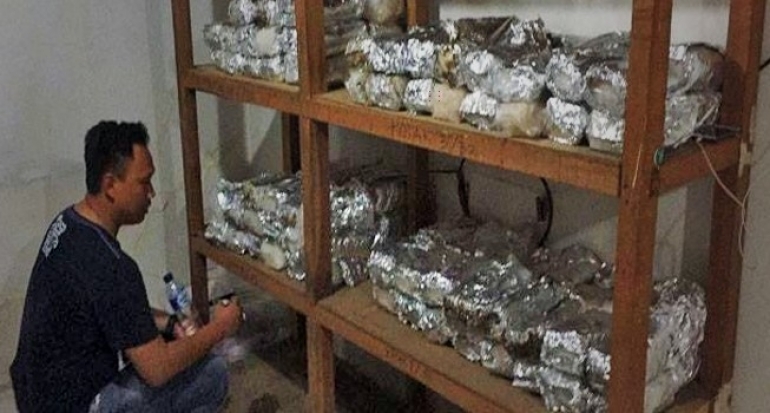 Membongkar 300 Kg Sabu dari Gudang Pluit