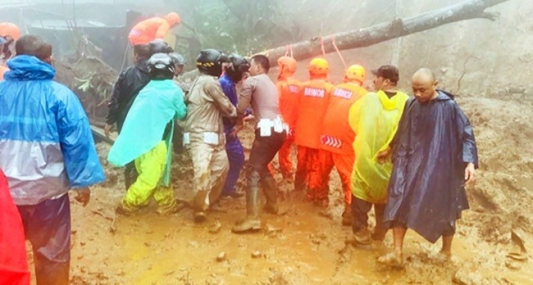 Longsor di Cijeruk, Lima Orang Belum Ditemukan