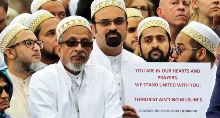 Ratusan Ulama Inggris Tolak Salatkan Penyerang Jembatan London