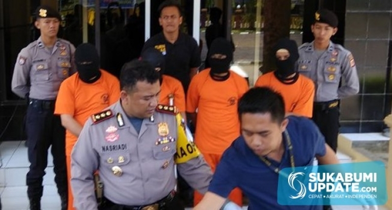 Sadis! Begini Cara Pelaku Habisi Sopir Taksi Online di Cisolok