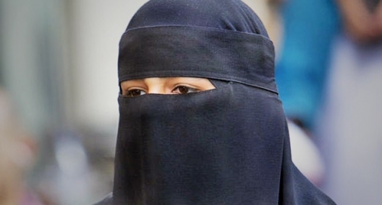 Norwegia Larang Perempuan Muslim Gunakan Cadar
