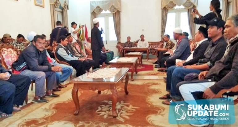 Lima Tuntutan Warga Pendukung Tambang Pasir Cimangkok Kabupaten Sukabumi