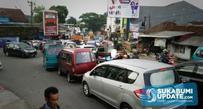 Info Lalin Jalan Suryakencana Cibadak Kabupaten Sukabumi, Pukul 16.50 WIB