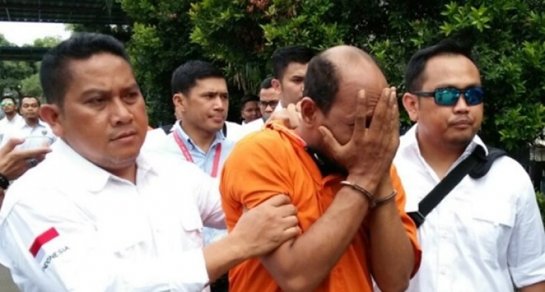 Helmi Sempat Ngambek Saat Rekonstruksi Pembunuhan Dokter Letty
