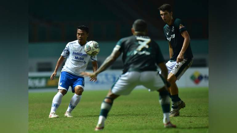 Tiga Kali Seri, Begini Komentar Pelatih Persib